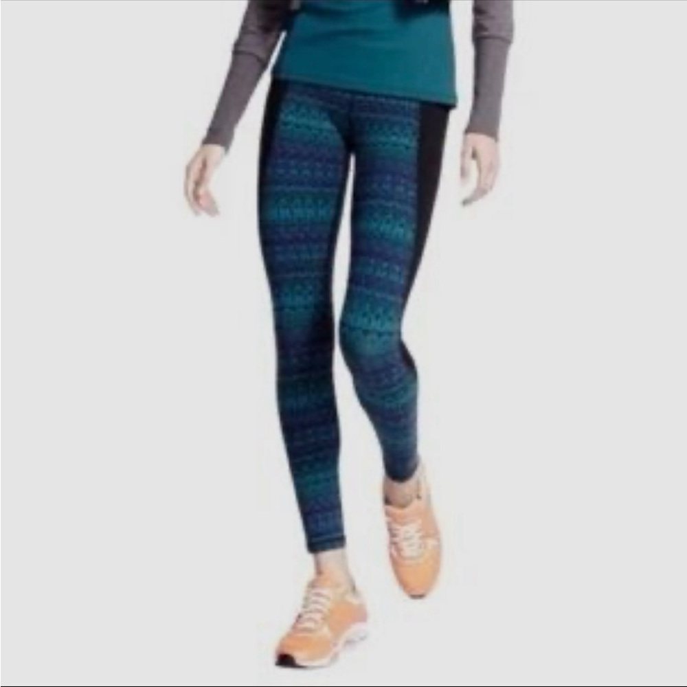 All yoga pants, Zuvi illusion print size small